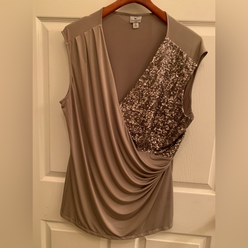 Blouse@ Worthington Woman Cap Sleeve Color: Grey! Great Pre Loved Condition!